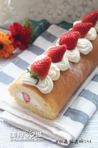 草莓慕斯蛋糕的做法 草莓蛋糕卷的做法推荐