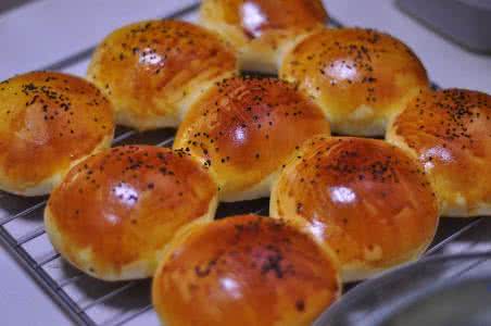红豆面包家常做法 红豆面包怎么做_红豆面包的家常做法