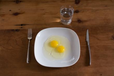 生吃鸡蛋 生吃鸡蛋更有营养吗