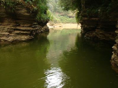 马过河风景区 曲靖马过河风景区