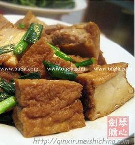 炸豆腐丸子的家常做法 豆腐怎么炸才好吃 家常炸豆腐的好吃做法步骤