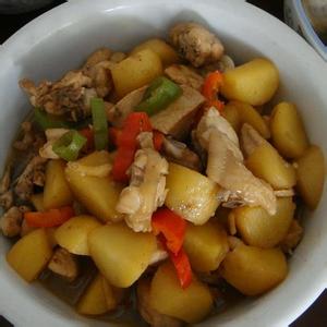 土豆炖鸡肉的家常做法 土豆炒鸡肉的家常做法_土豆炒鸡肉怎么做好吃