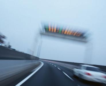 交通超速扣分怎么处理 2017汽车超速扣分标准