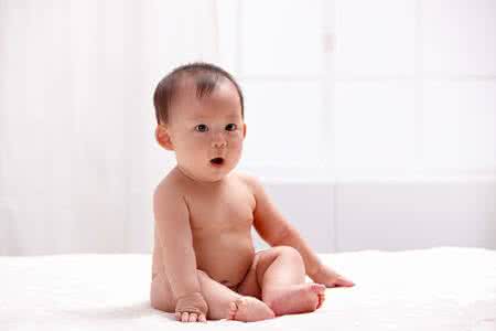 如何预防婴儿大便干燥 婴儿不大便应该怎么预防