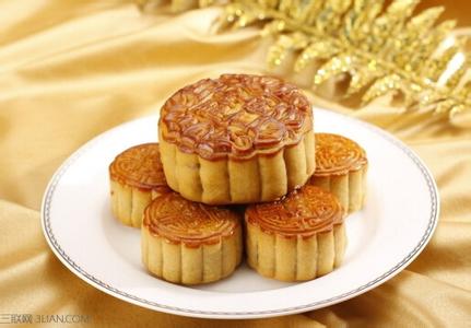 中秋节吃月饼的由来 中秋节如何送月饼