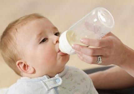 宝宝奶粉过敏怎么办 宝宝奶粉过敏该怎么办