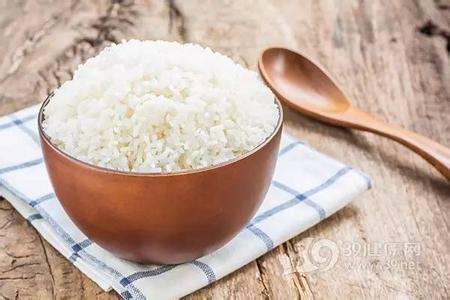 丰胸效果最明显的食疗 糙米的食疗效果