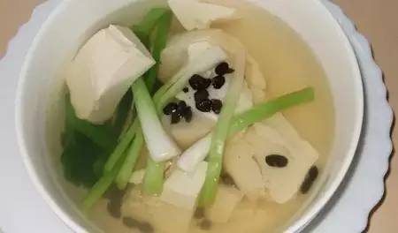 淡豆豉葱白功效与作用 淡豆豉葱白怎么吃才能治感冒