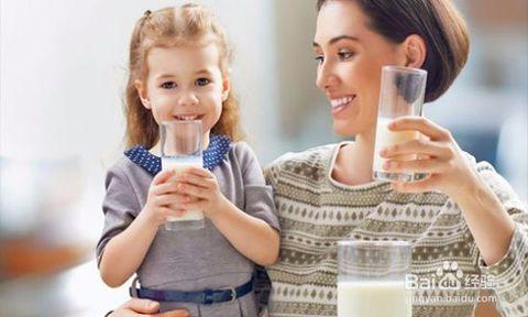 怎样喝牛奶最有营养 怎样喝牛奶更营养