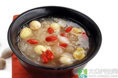 白果红枣汤的功效 白果红枣汤的做法及功效