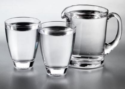 玻璃喝水杯 用什么杯子喝水最安全