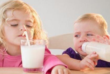 1岁宝宝不喝奶粉有高招 宝宝断奶后不喝奶粉怎么办