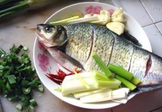 炖花莲鱼怎么没土腥味 怎么做鱼没有鱼腥味