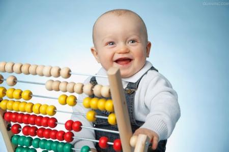 婴儿智力发育标准 婴儿智力发育8次飞跃