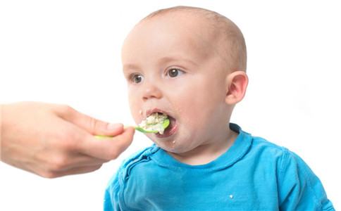 2岁宝宝营养不良吃什么 宝宝营养不良吃什么