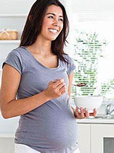 孕妇怀孕期间流血 怀孕期间孕妇吃杨桃好吗