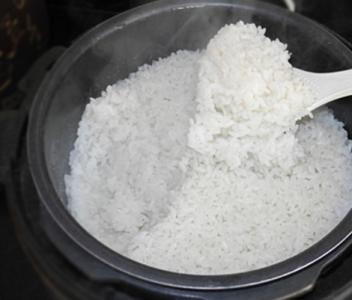 没有电饭锅怎么蒸米饭 电饭锅蒸米饭有什么技巧