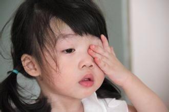 大班健康教案保护眼睛 怎样保护宝宝眼睛健康