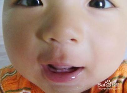 宝宝长牙的症状有哪些 宝宝长牙症状有哪些