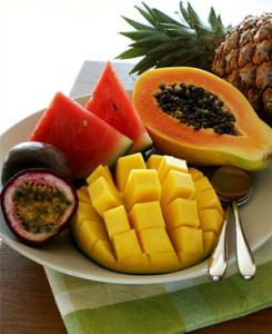 不宜空腹食用的水果 夏季哪些水果不宜大量食用