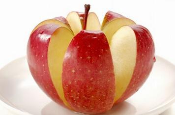 吃苹果皮有什么好处 苹果连皮吃有哪些好处