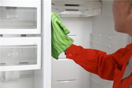 冰箱发霉怎么清洗 冰箱该怎么洗