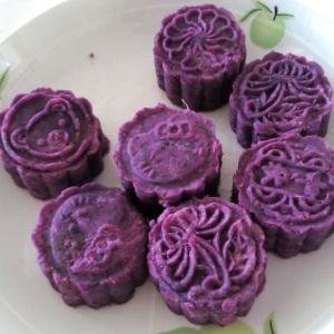 紫薯饼的家常做法 怎么做家常的紫薯月饼_紫薯月饼的家常做法