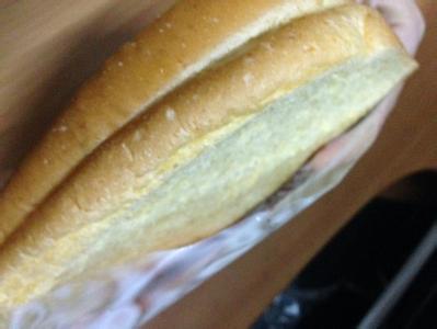 奶油夹心面包 夹心奶油面包的家常做法_怎么做好吃的夹心奶油面包