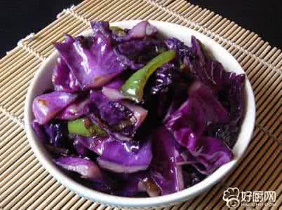 紫甘蓝怎么做好吃 紫甘蓝的好吃做法有哪些