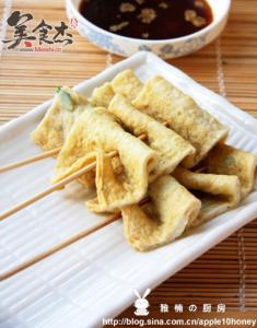 鱼饼的烹饪技巧 烹饪鱼饼的方法_鱼饼的烹饪方法有哪些