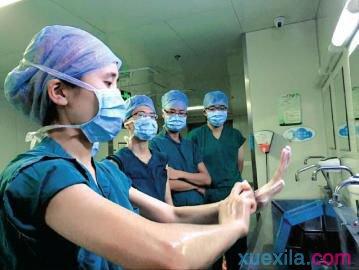 手术室护士长年终总结 2013年医院手术室护士个人年终工作总结