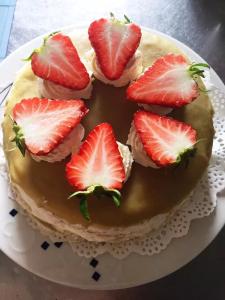 草莓千层蛋糕的做法 草莓千层蛋糕的做法图解