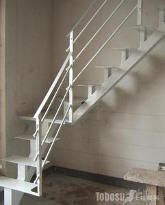 室内楼梯装修效果图 室内楼梯装修基础及效果图