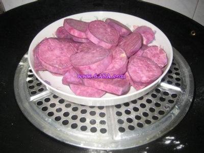 紫薯月饼的做法 好吃的紫薯月饼怎么做_紫薯月饼的做法步骤