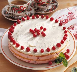 蔓越莓马芬蛋糕 家常蔓越莓马芬蛋糕怎么做_蔓越莓蛋糕的做法步骤