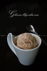香芋味冰淇淋 香芋奶茶冰淇淋的做法