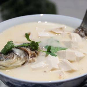 鲫鱼豆腐汤的做法大全 鲫鱼豆腐汤的好吃做法大全(2)