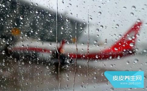 中雨飞机能正常起飞吗 下雨天飞机可以起飞吗