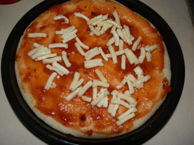 腊肠披萨的简易做法 腊肠披萨的做法