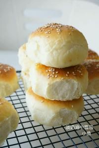 奶油小面包的制作方法 淡奶油小面包的做法