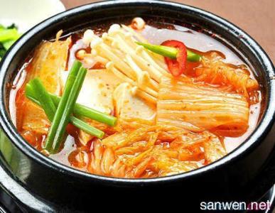石锅泡菜豆腐汤的做法 韩式泡菜豆腐汤的做法