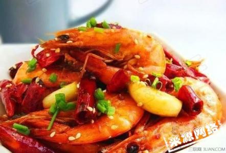 年夜饭菜谱及做法 年夜饭推荐菜谱香辣虾的做法