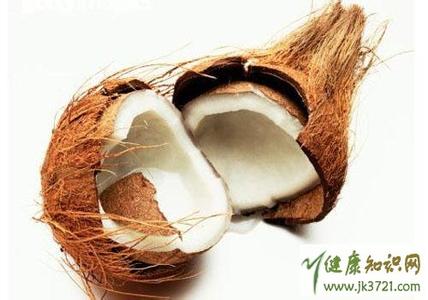 椰子里面有个球是什么 椰子里面的白色果肉可以吃吗