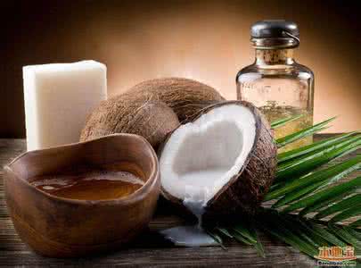 椰子油擦脸毁容 椰子油的功效与作用