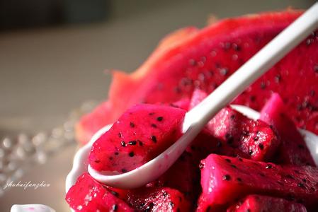 吃红心火龙果的好处 红心火龙果有什么特别之处？