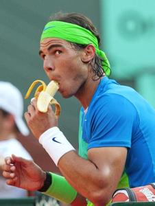 为什么运动员吃香蕉 运动员为什么喜欢吃香蕉