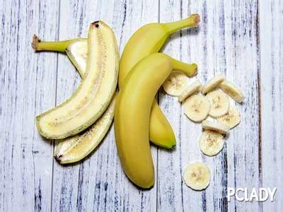 香蕉的功效与作用 香蕉新功效 制止香港脚发痒