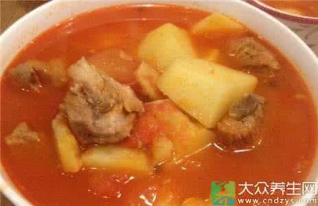 西红柿土豆排骨汤 西红柿土豆排骨汤怎么做_西红柿土豆排骨汤的做法