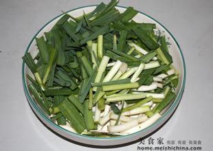 感冒家里如何杀菌消毒 吃腊八蒜杀菌防感冒