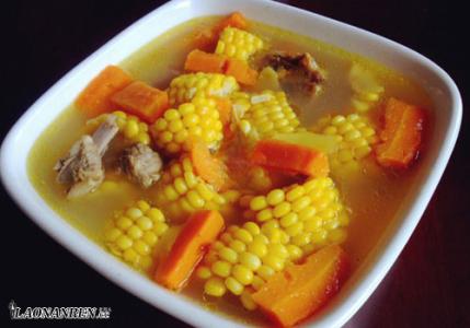 胡萝卜玉米排骨汤 萝卜玉米排骨汤怎么做好吃_萝卜玉米排骨汤做法图解